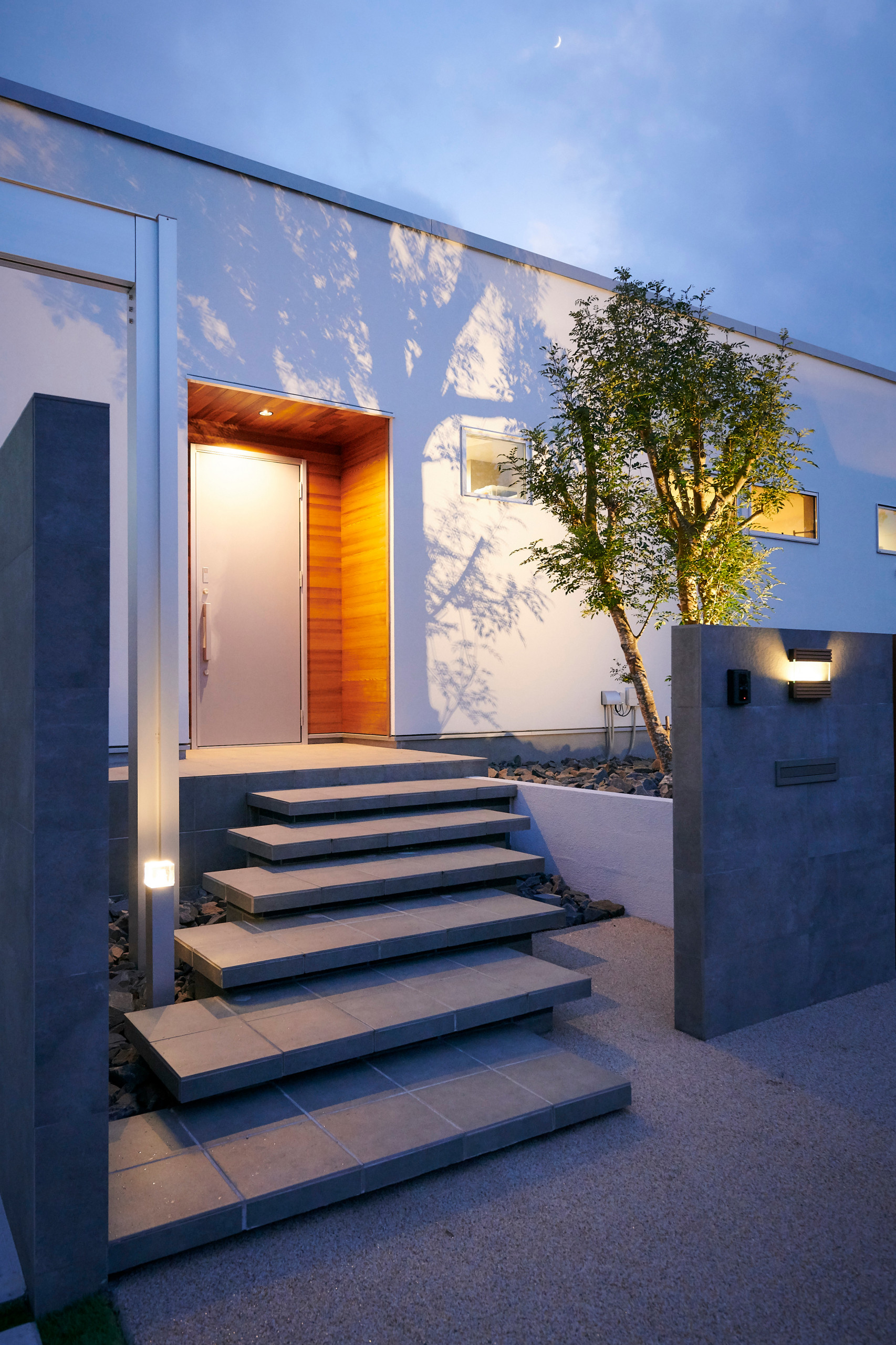 おしゃれなコの字型の家の画像 21年9月 Houzz ハウズ