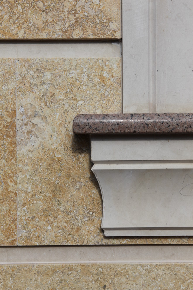 Облицовка природным камнем фасада №15