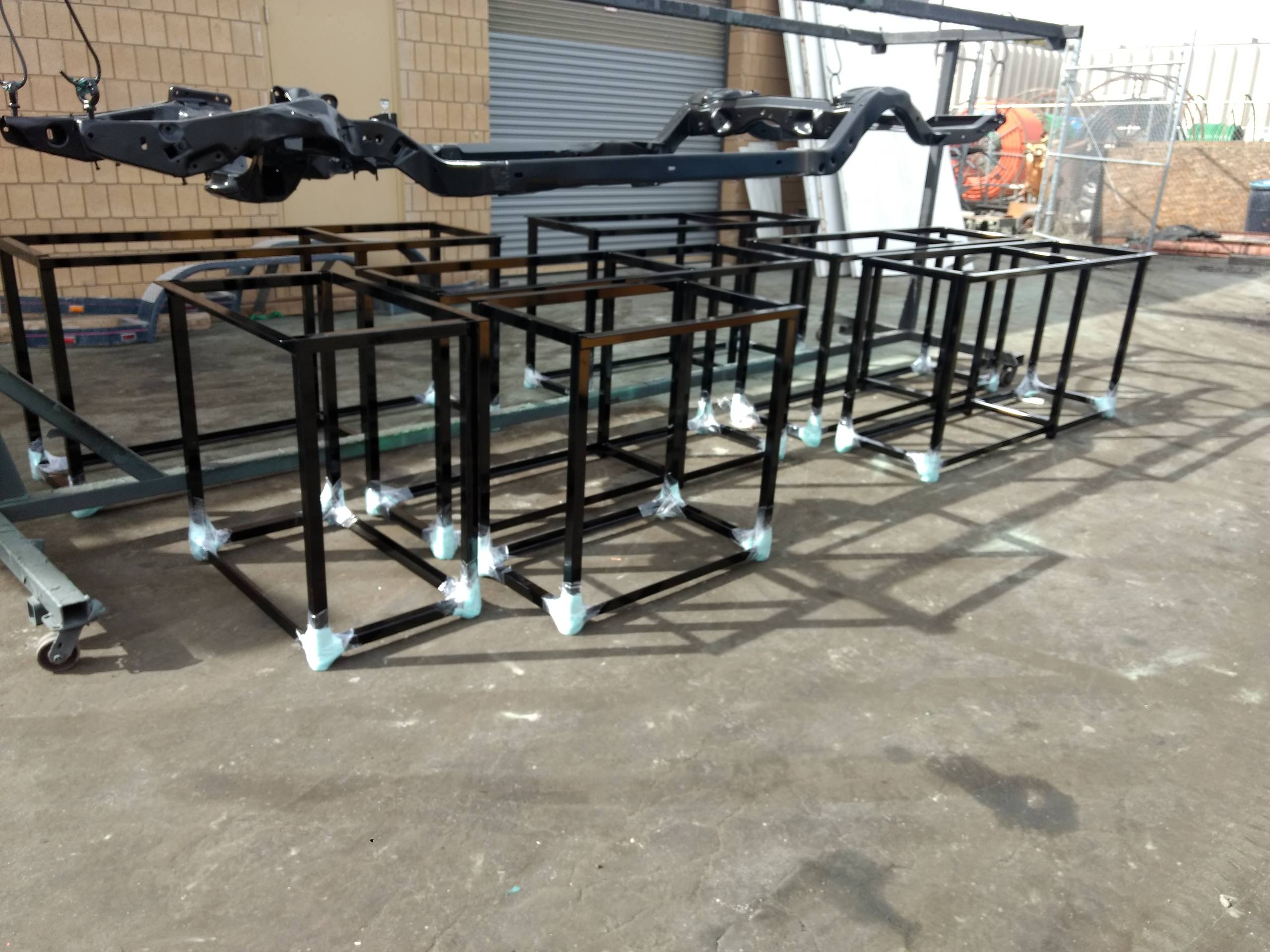Service Benches