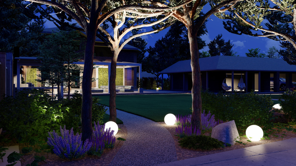 Проход к дому вечером