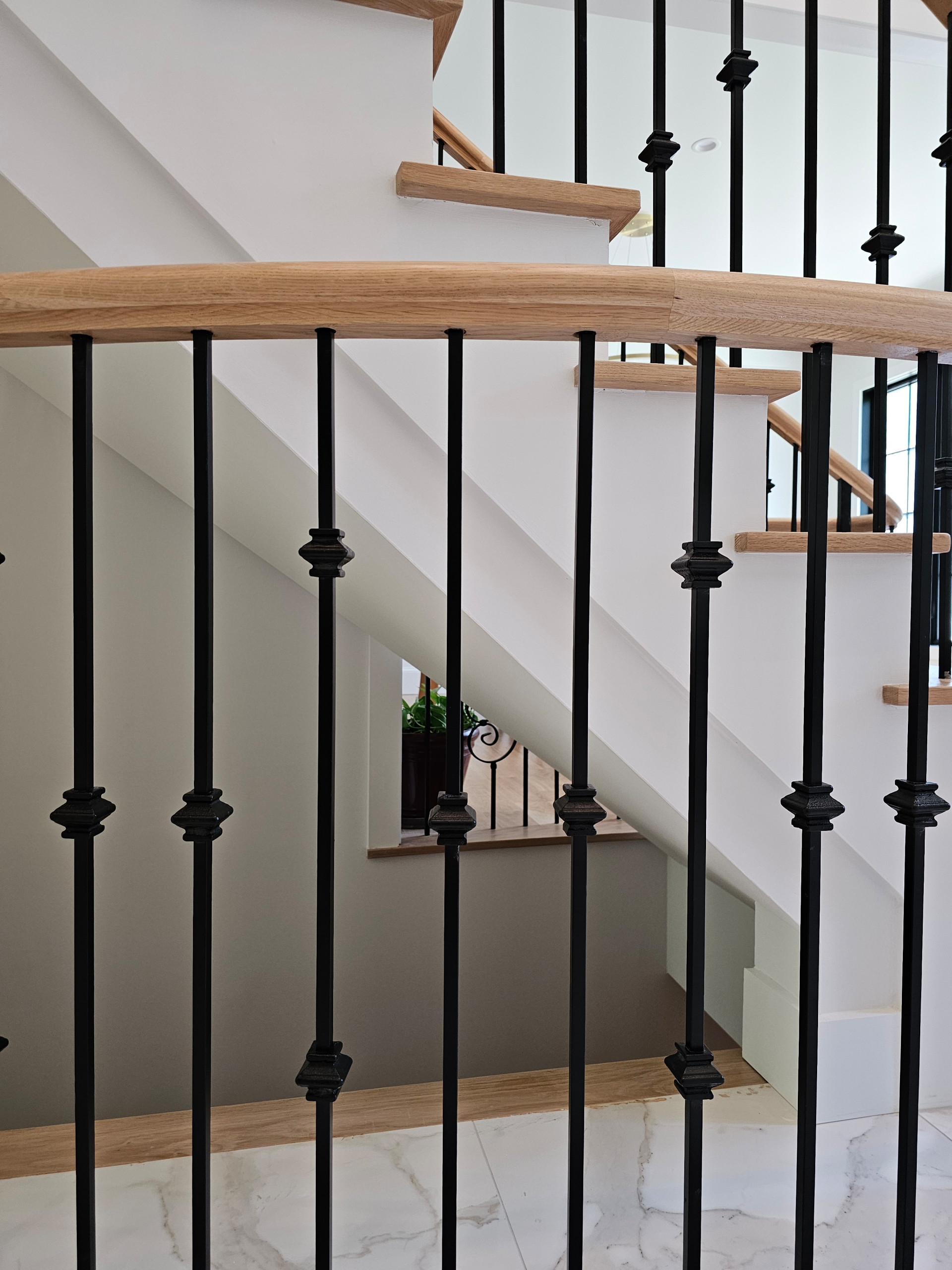 120_Luxurious White Oak Stair with Iron Balusters, Great Falls, 22066