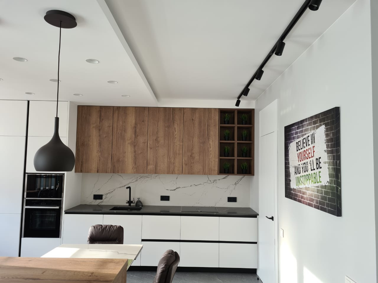 Двери из современной коллекции Colore 85. Дизайнер - Оксана Назаренко