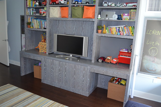Traditional Home office traditional-living-room