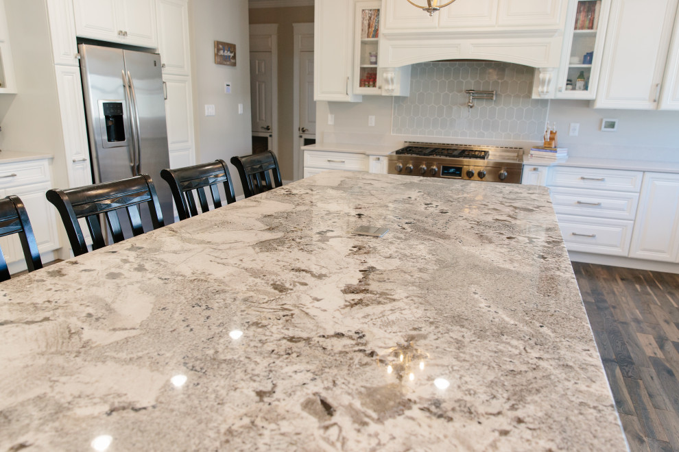 Home design - transitional home design idea in DC Metro