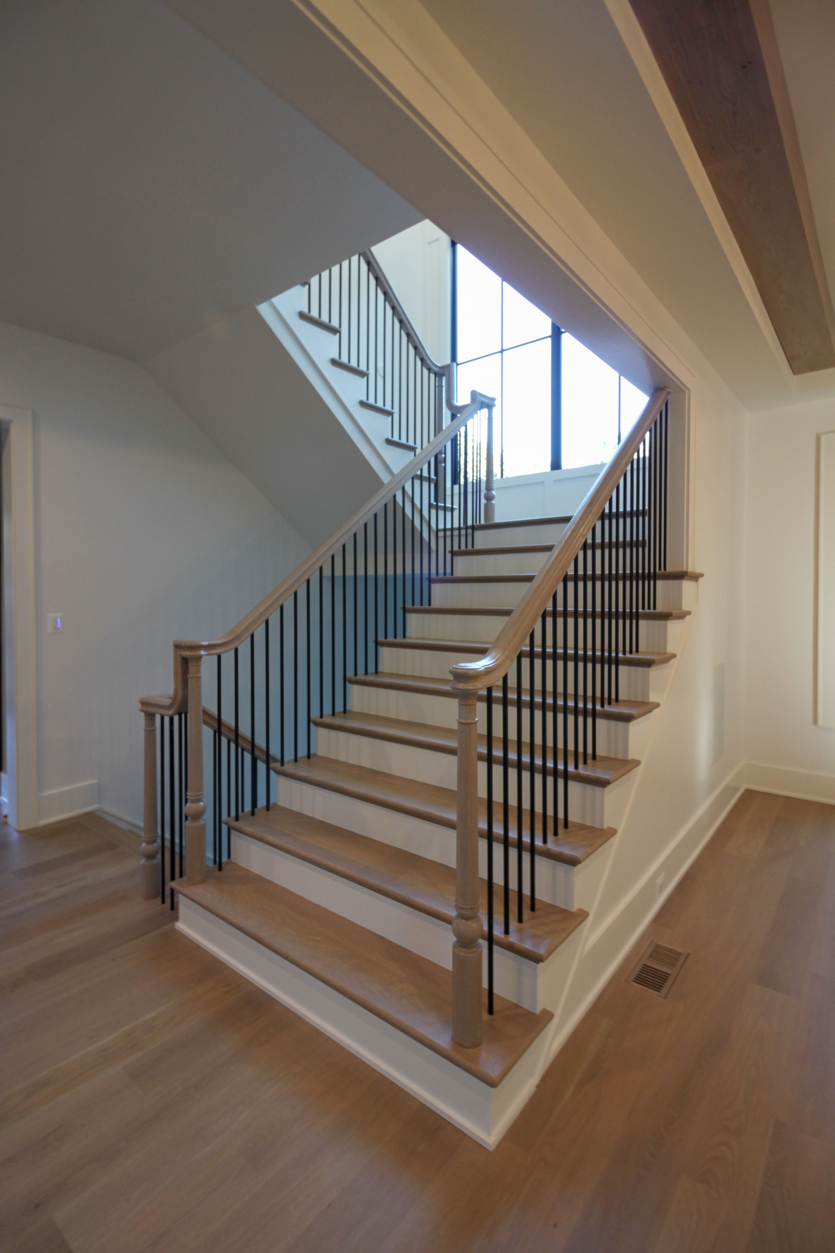 93_Captivating Light Wood Railing System with Black Spindles, Arlington VA 22207