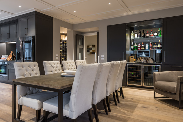 Timber Flooring trendy-spisestue