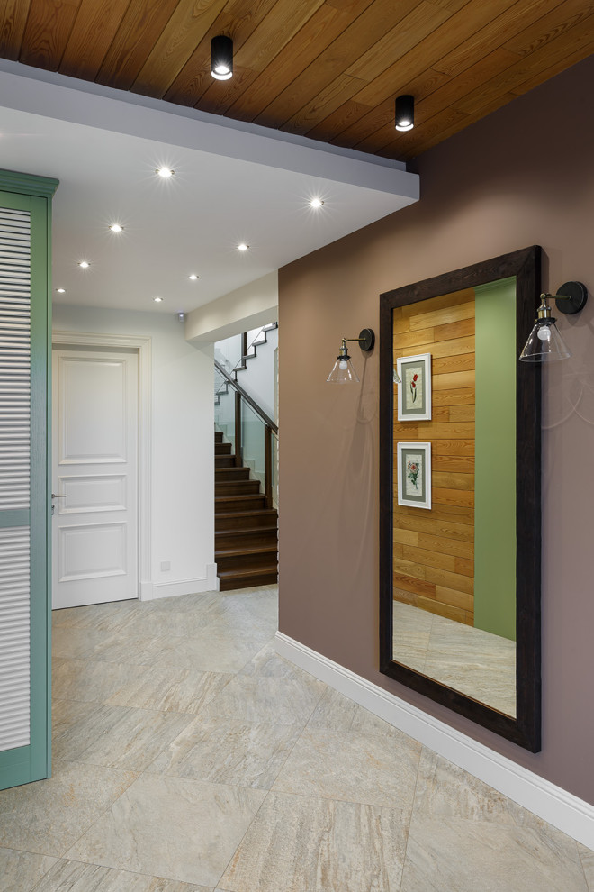 Дом на склоне