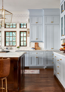 Everything You Need to Know About Hiring a Cabinetmaker (9 photos)