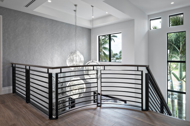Lighthouse Point contemporain-escalier