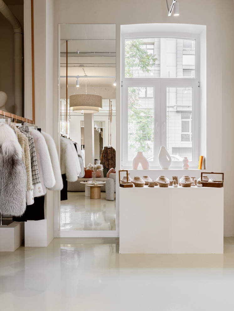 200 м2 AGLAYA бутик одежды на Сары Садыковой