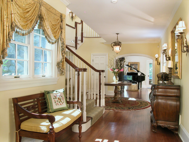 Millwork & Cabinetry classico-corridoio
