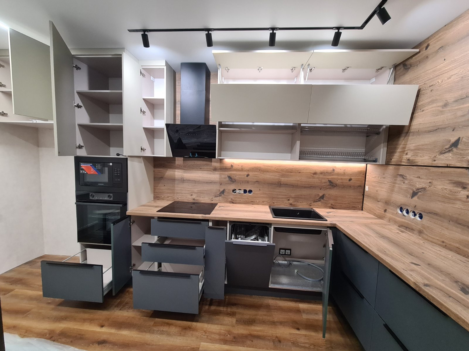 Кухонный гарнитур 2455