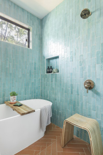 Foto: Baño con Azulejos en Azul y Blanco y con Grecas de Marta #2253248 -  Habitissimo