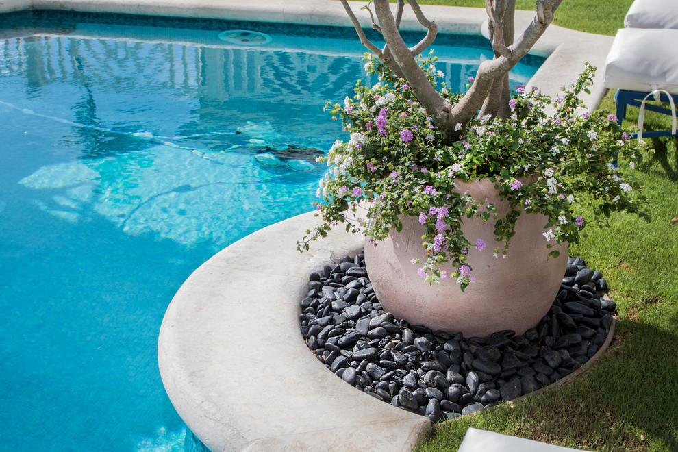Home design - modern home design idea in Hawaii