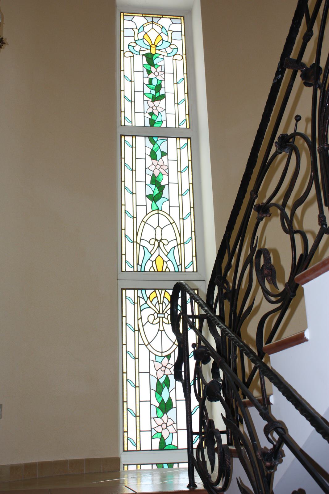 Окна с витражами