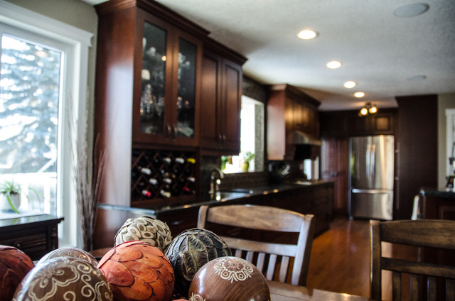 Pineview transitional-kitchen