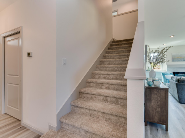 Tacoma Plan classique-chic-escalier