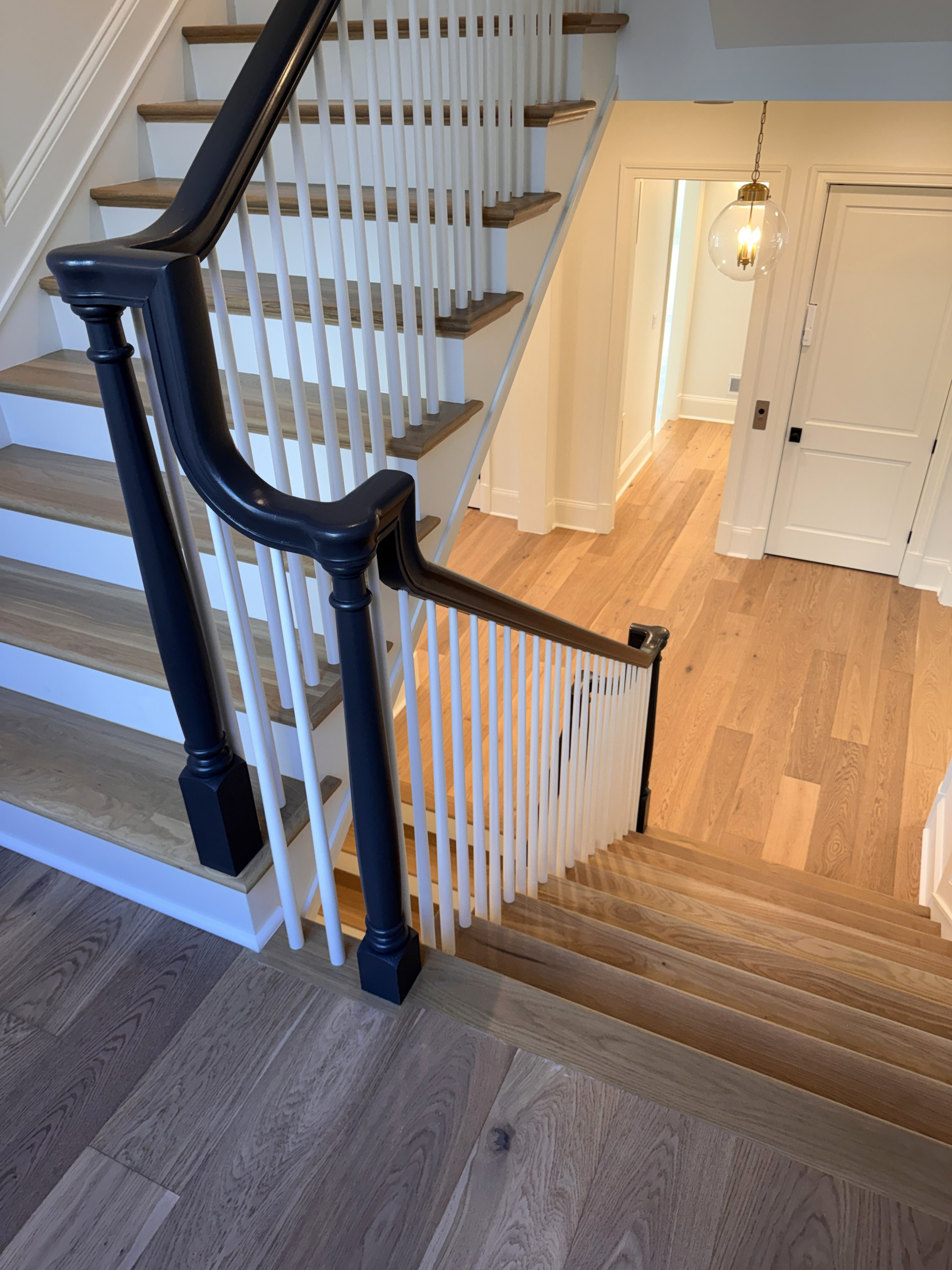 Project #160 | Traditional Box Stair with Gooseneck Handrail