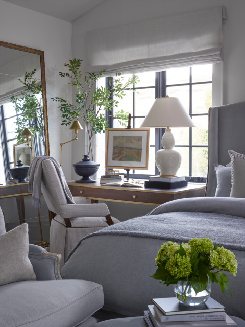 River Meadows french-country-dormitorio