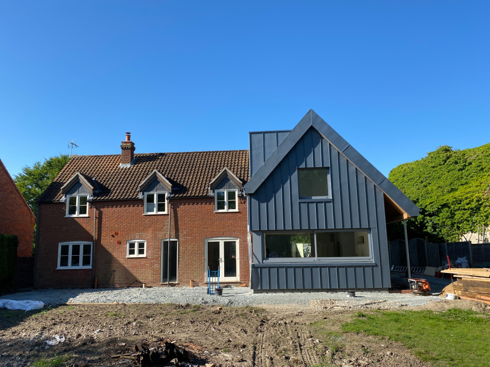 Modern Extension to Traditional Cottage