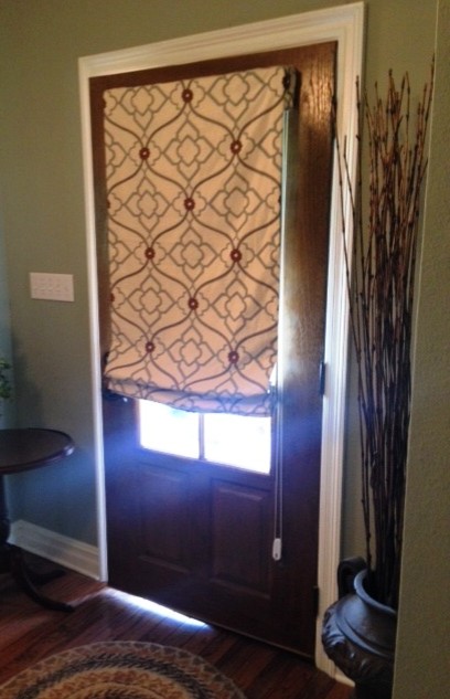 Transitional entryway photo in Jackson