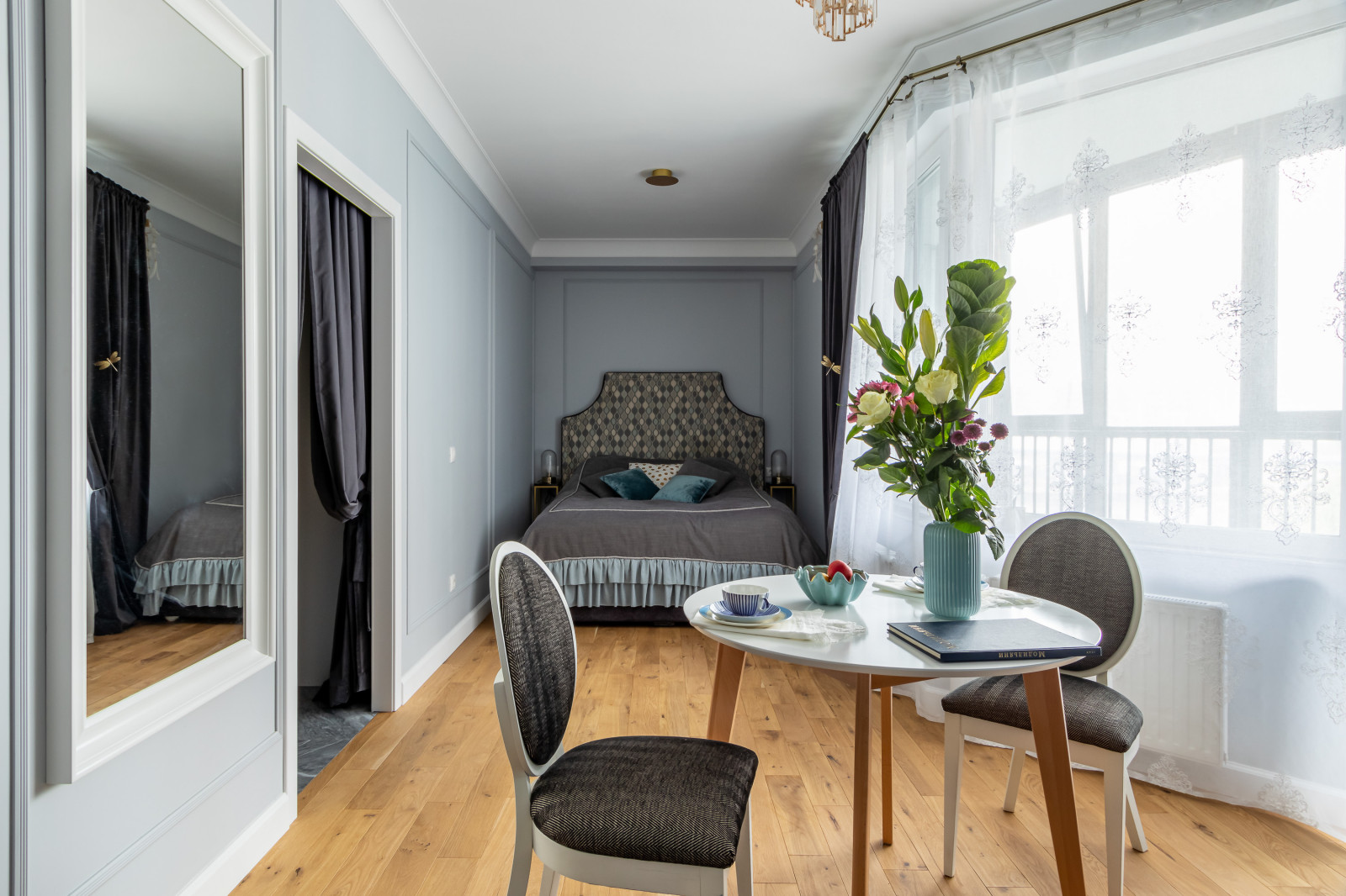 Маленький Париж на Петровском...