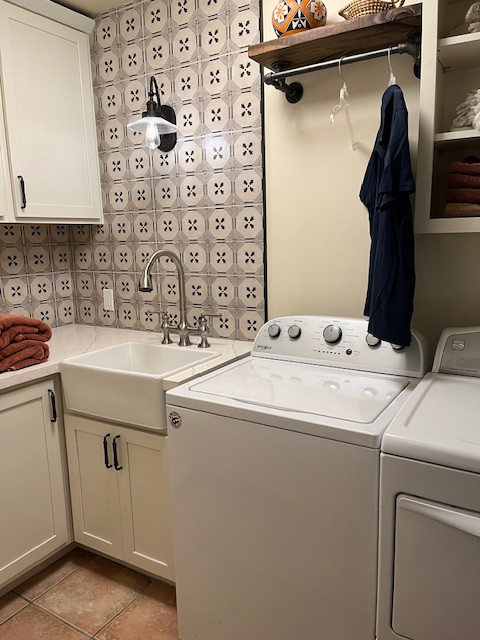 New "vintage vibe" Laundry Room for Az Home