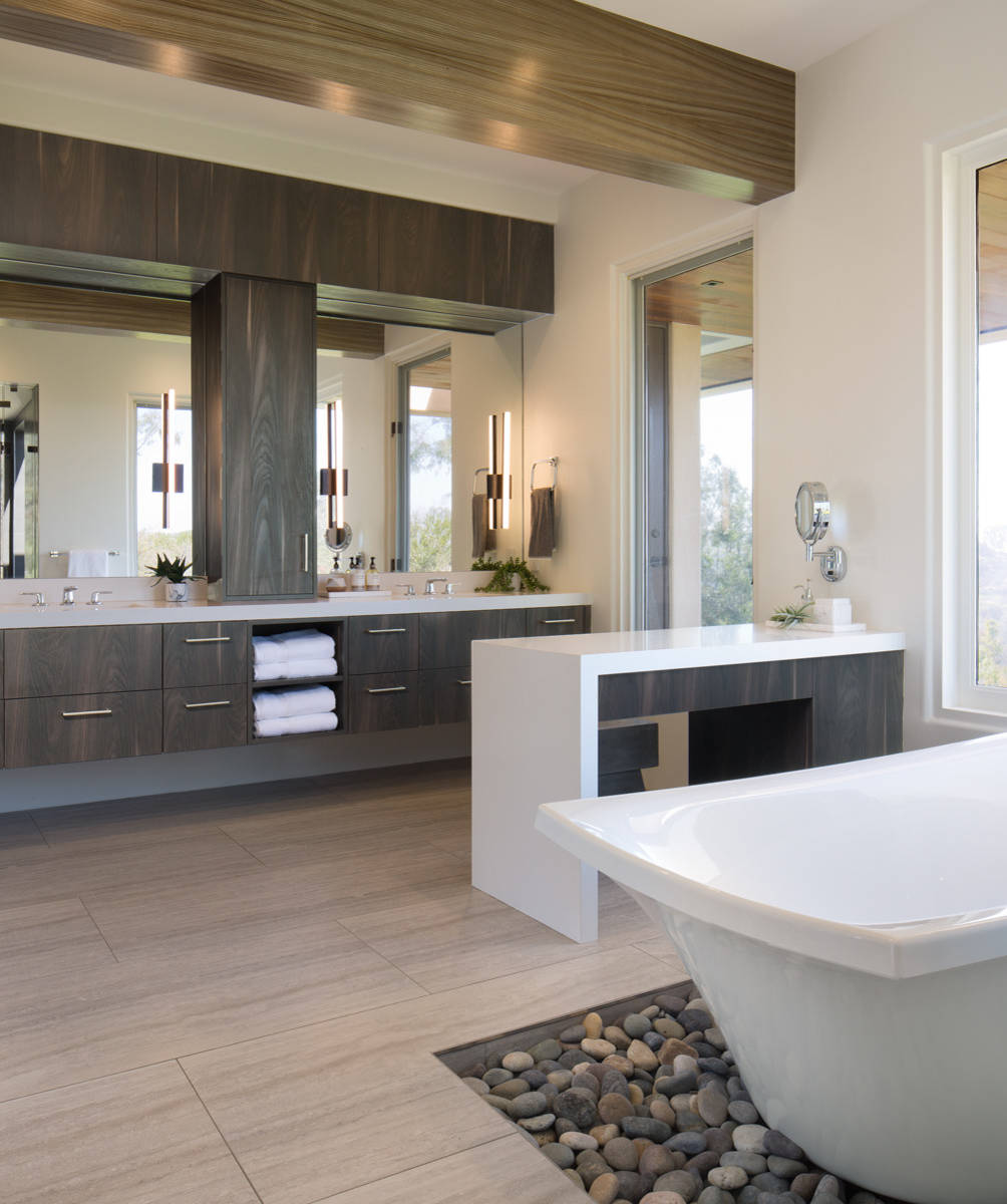 River Rock \u0026 Stacked Stone Shower, image size:1004x1200