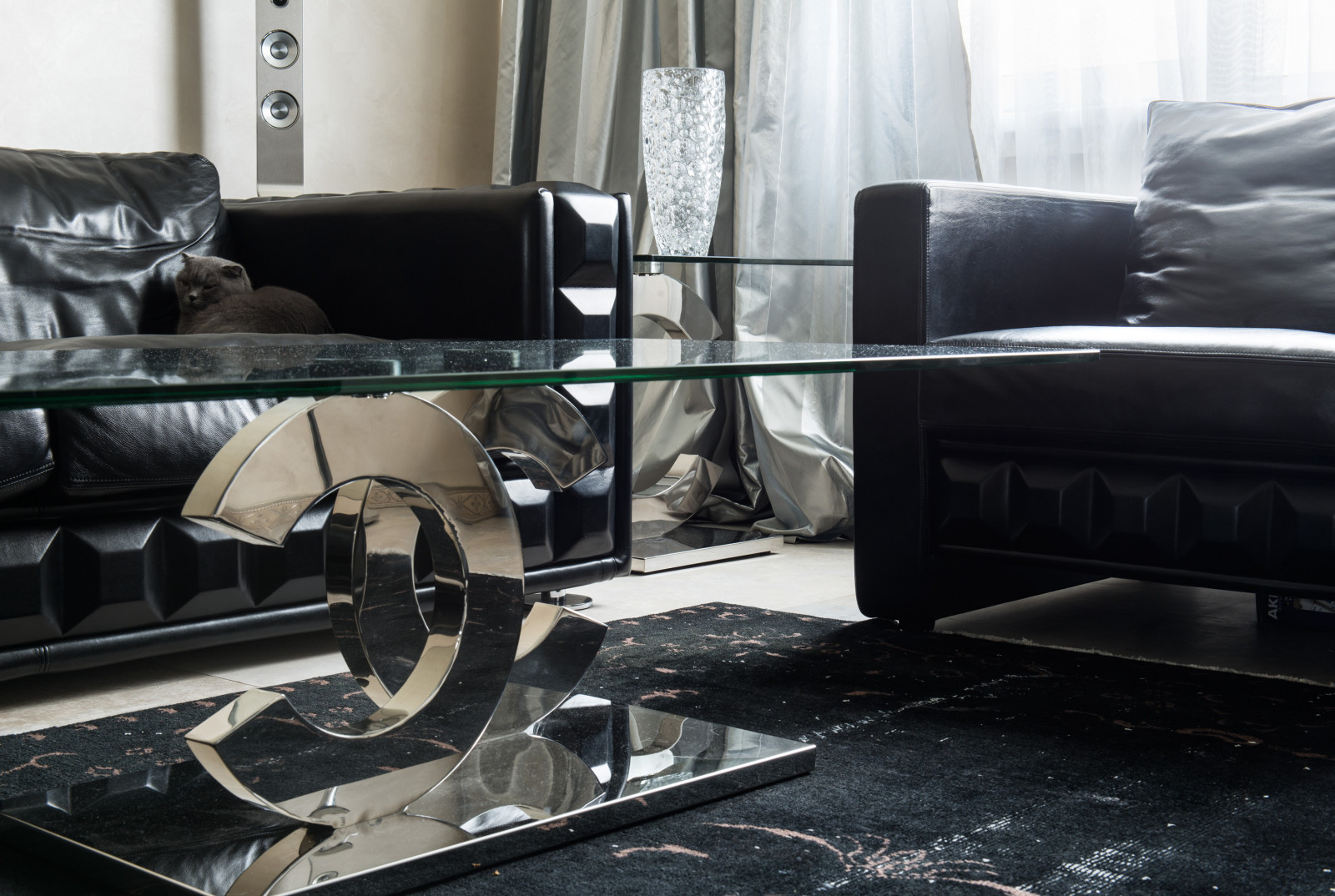 "Ход конём" - квартира в стиле ар-деко 150 м2, г. Люберцы