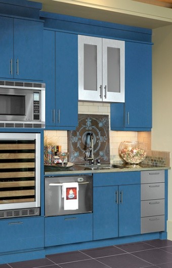 Transitional kitchen photo in Denver