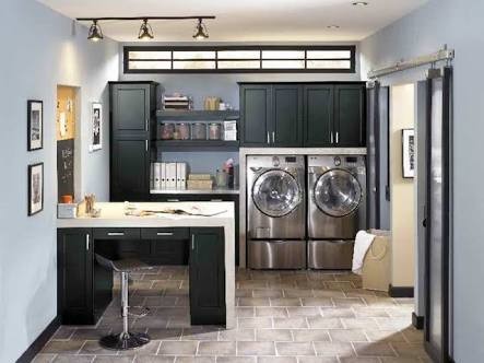 Inspiration for a transitional laundry room in Perth.