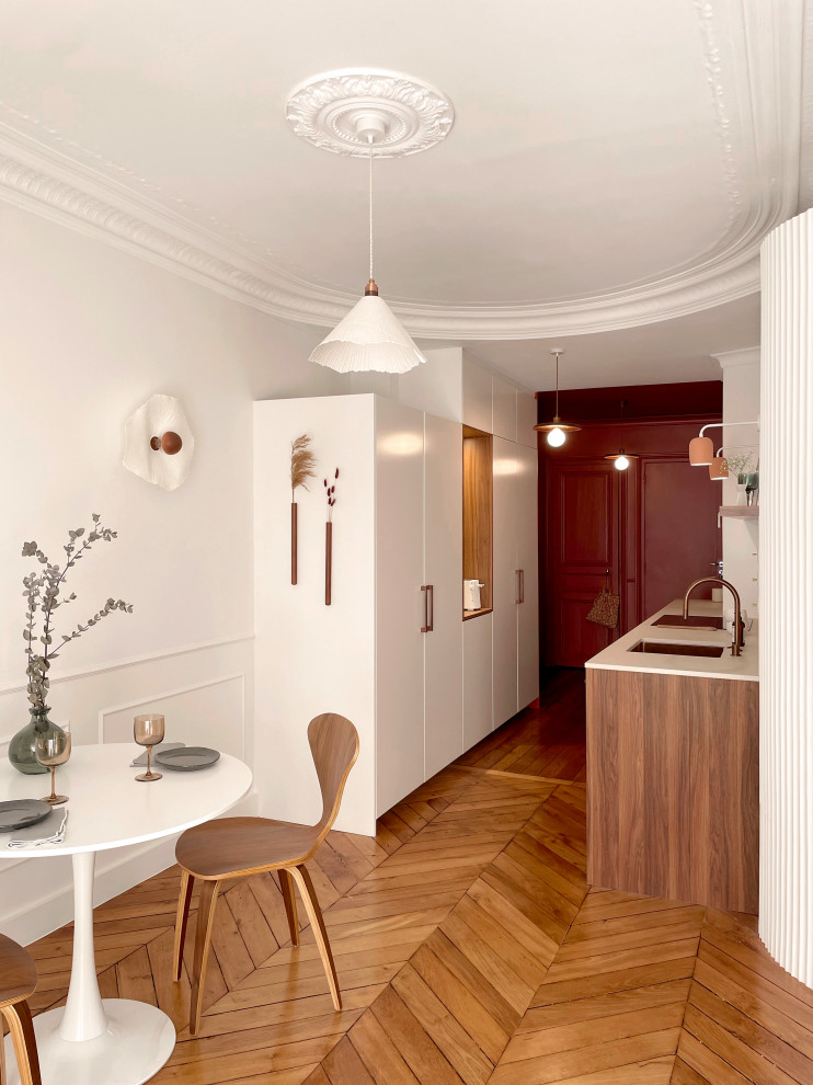 Rénovation complète d'un petit appartement haussmannien - Traditional ...
