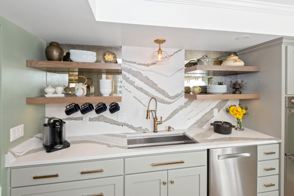 Kitchen - transitional kitchen idea