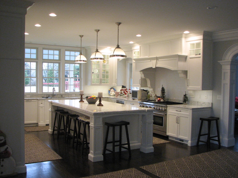 Transitional kitchen photo in Boston
