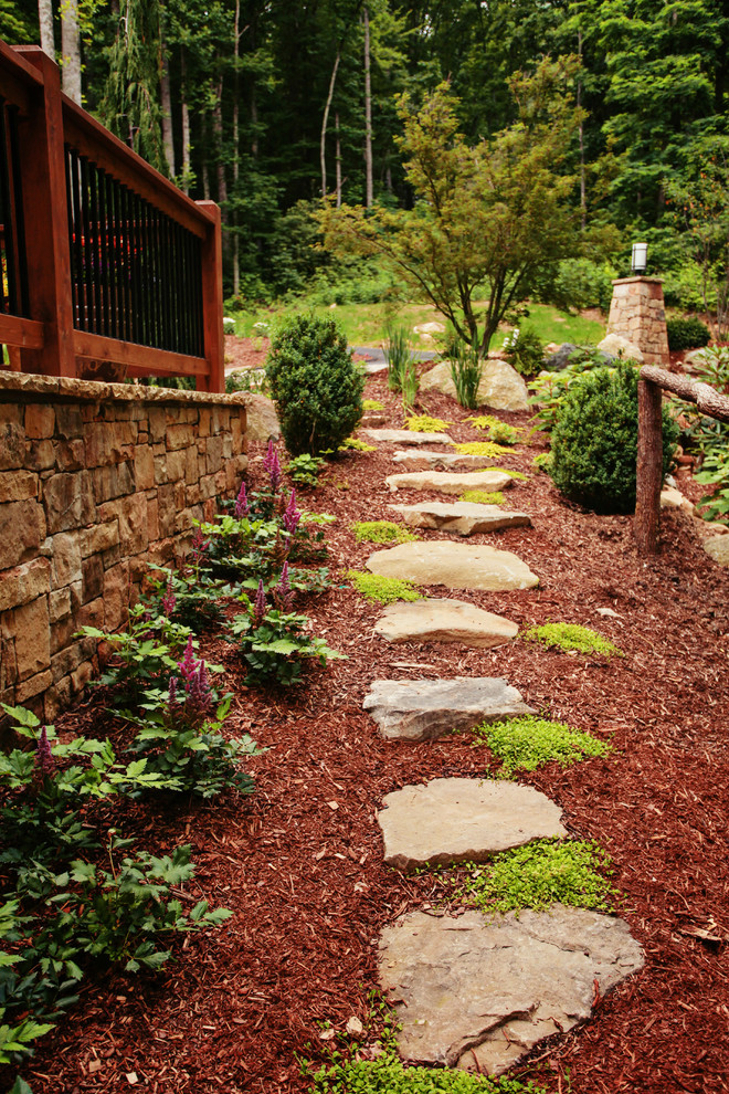 Southcliff Traditional Landscape Charlotte by Gardens for Living