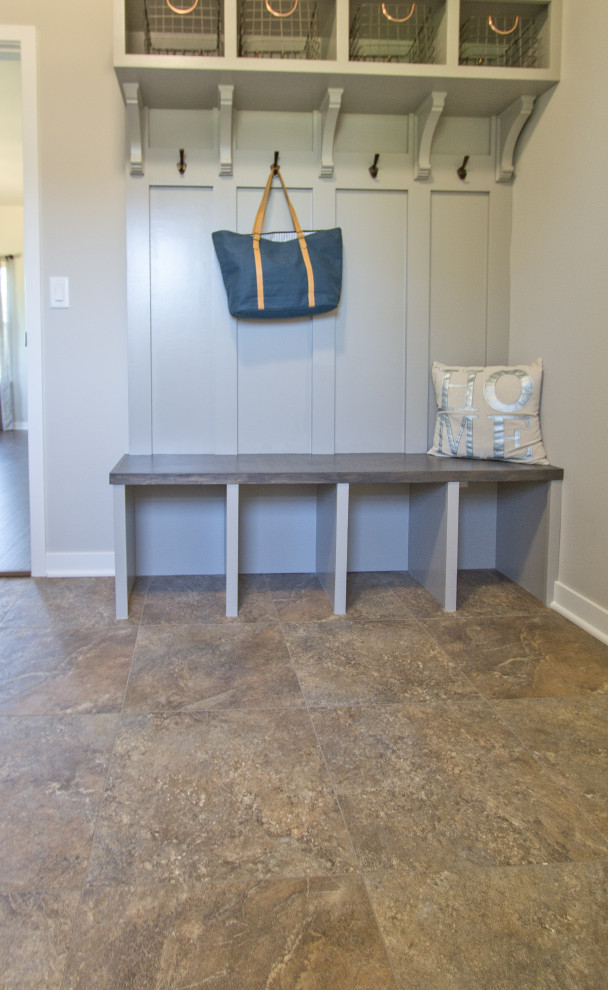Home design - transitional home design idea
