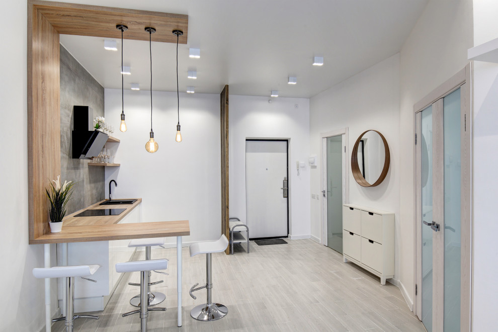 Зона кухни / прихожей