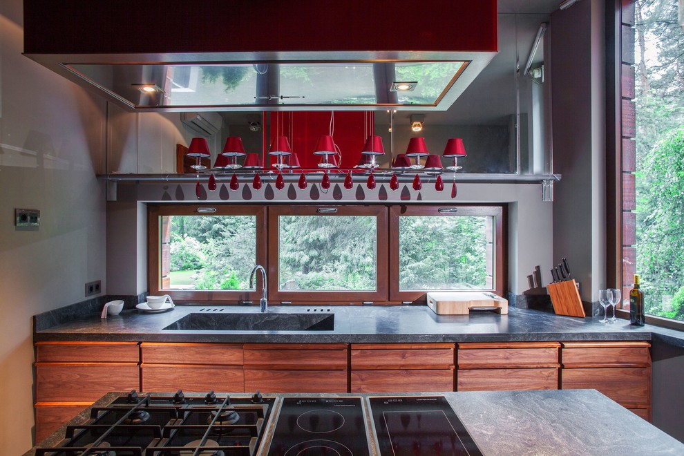 Прозрачный дом на Новорижском шоссе