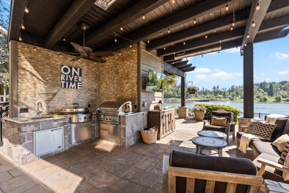 "River Time" Willamette Estate Staging - Lake Oswego, OR