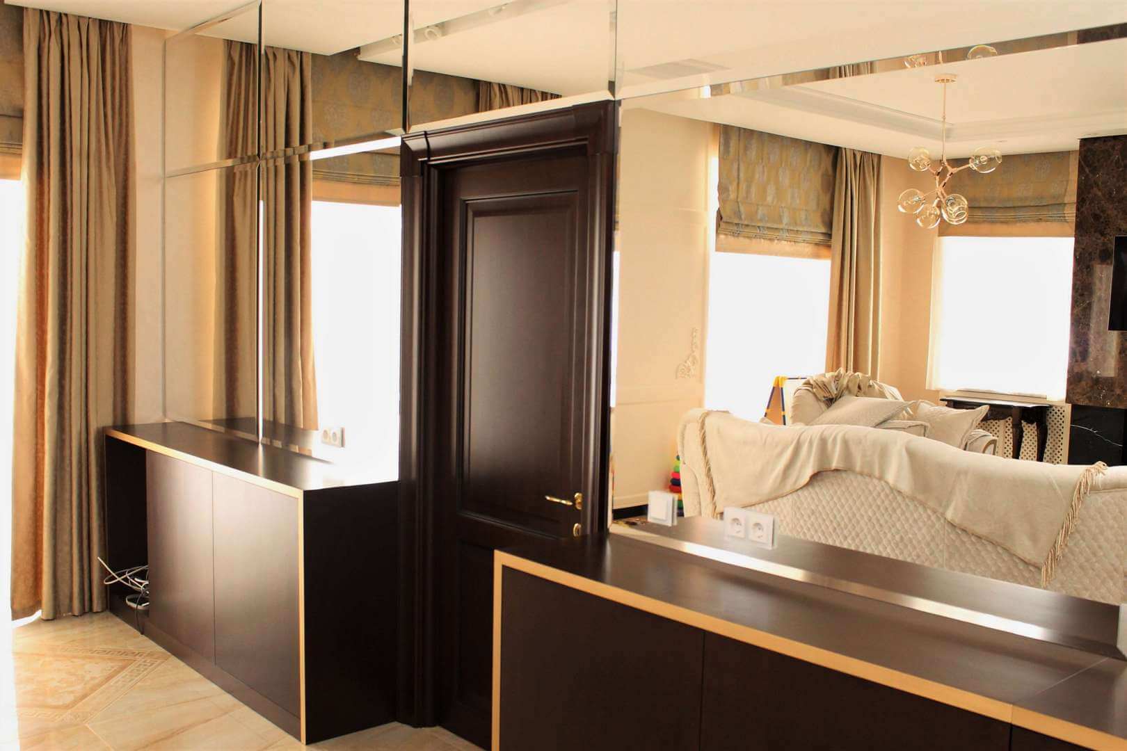 Мебель и аксессуары для гостиной.