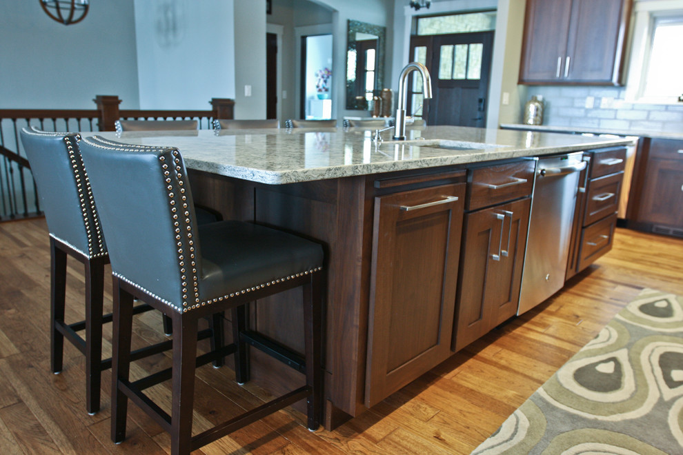Kitchen - transitional kitchen idea in Cedar Rapids