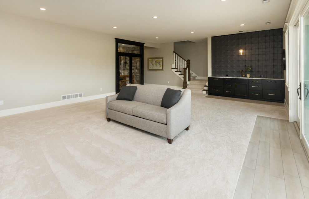 Home design - transitional home design idea in Cedar Rapids
