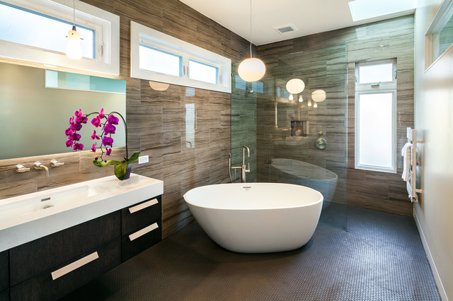 Contemporary Bathroom trendy-badevaerelse