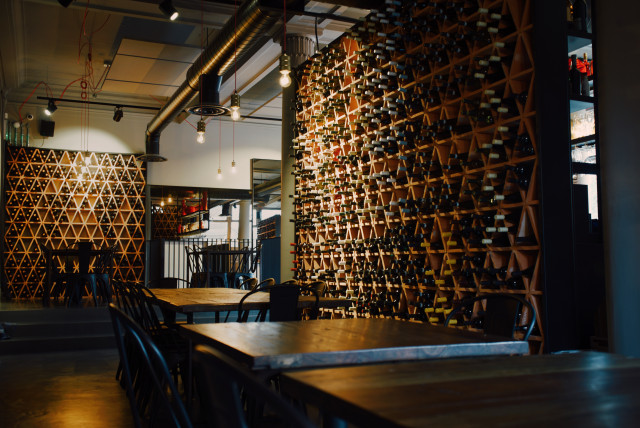Rosso cave-a-vin