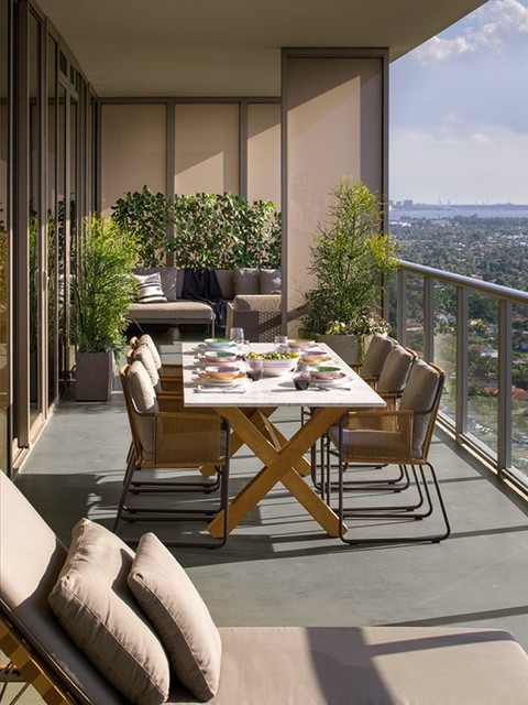 St. Regis contemporaneo-balcone