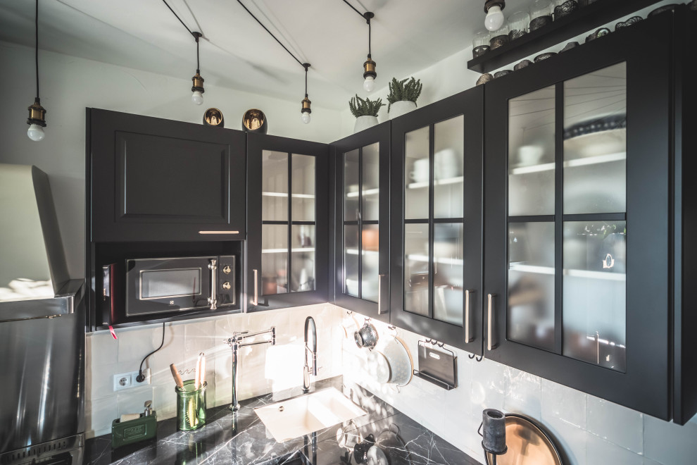 Небольшая стильная кухня в Москве, проект салона Kitchen Concept