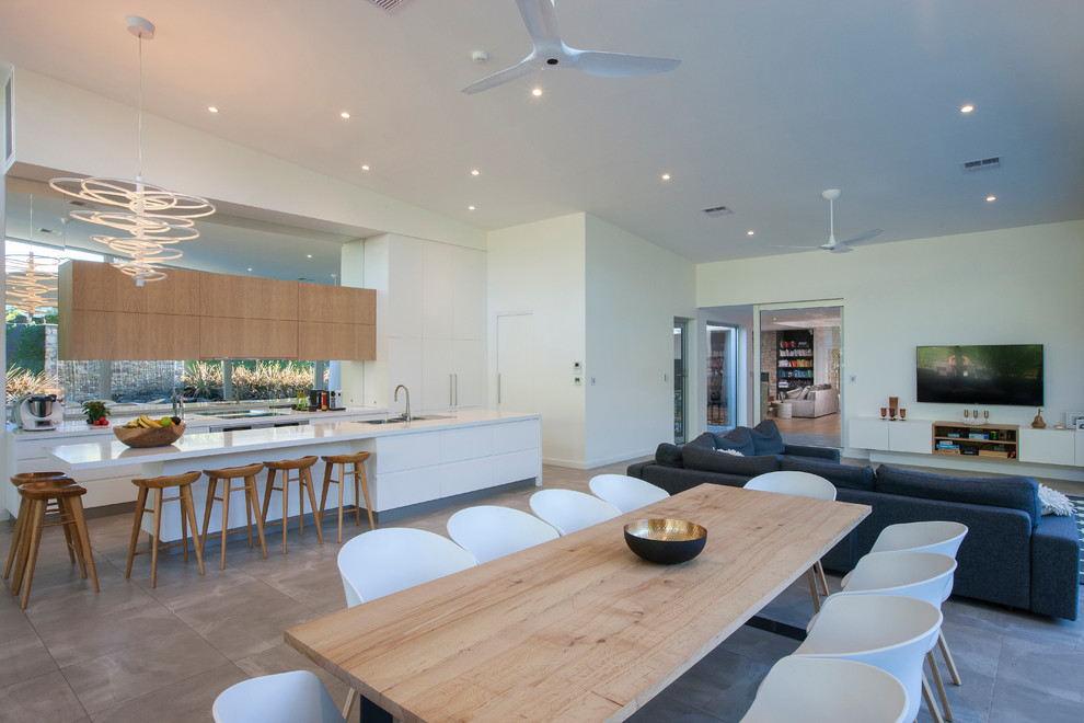 Design ideas for a contemporary dining room in Adelaide.