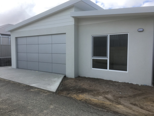 Front Elevation moderne-garage