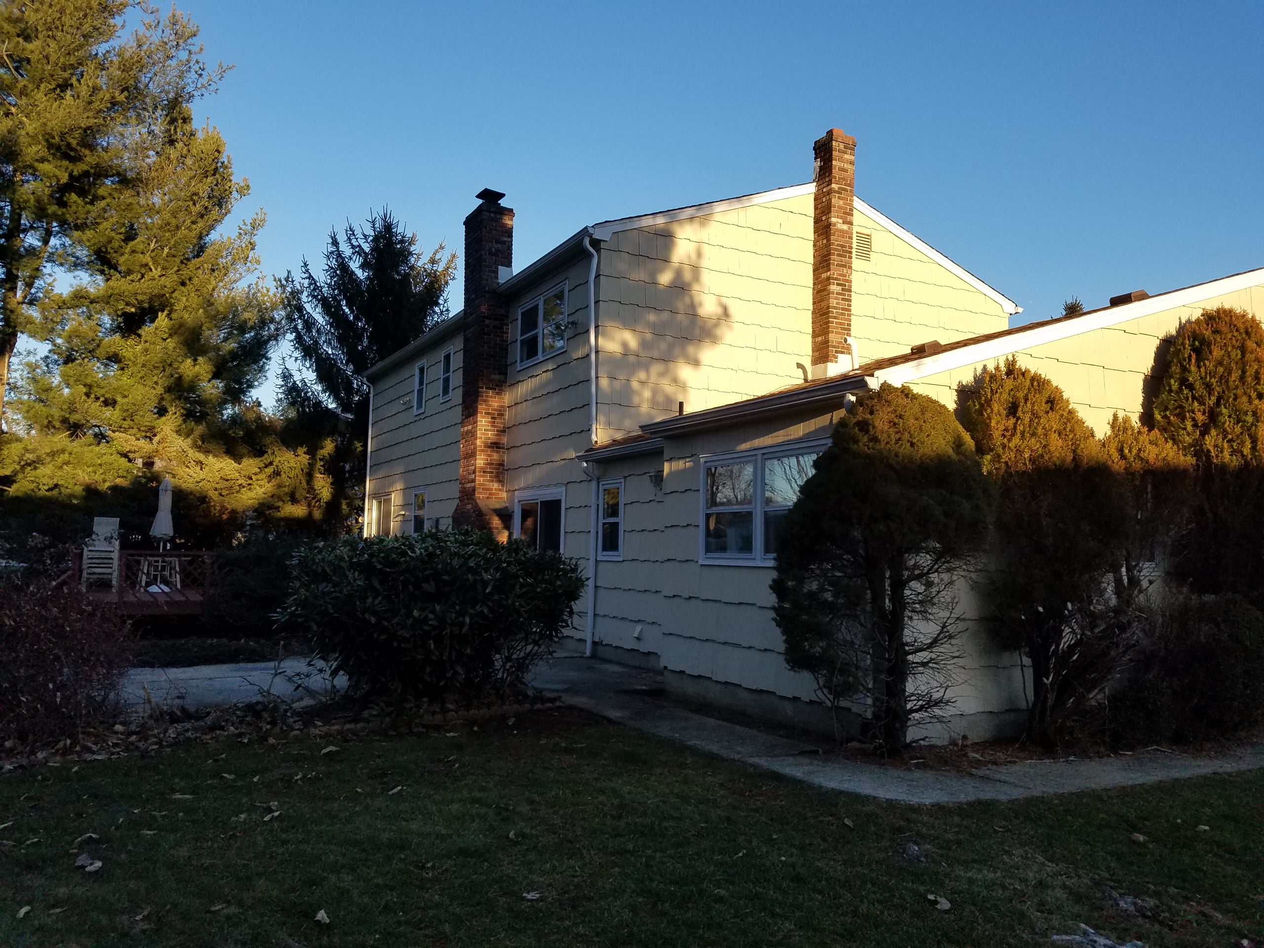 New Windows, Vinyl Siding, and Gutters at Gunpowder Drive in East Brunswick, NJ