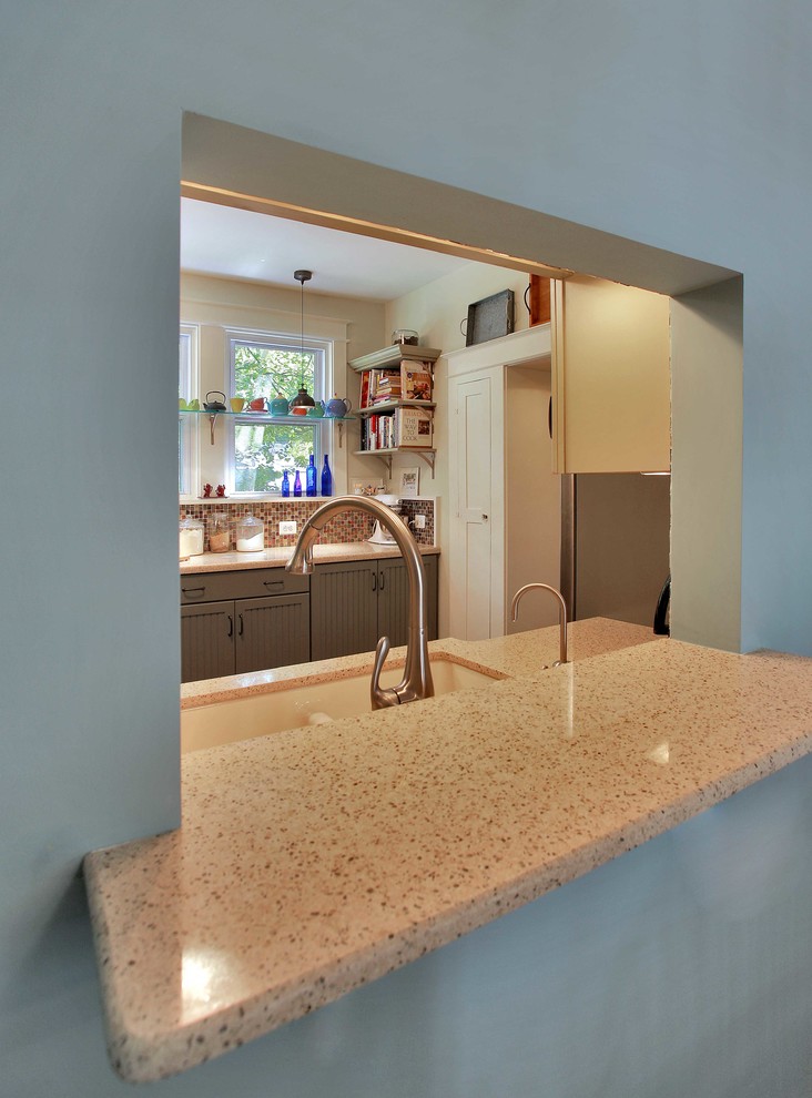 Transitional kitchen photo in DC Metro